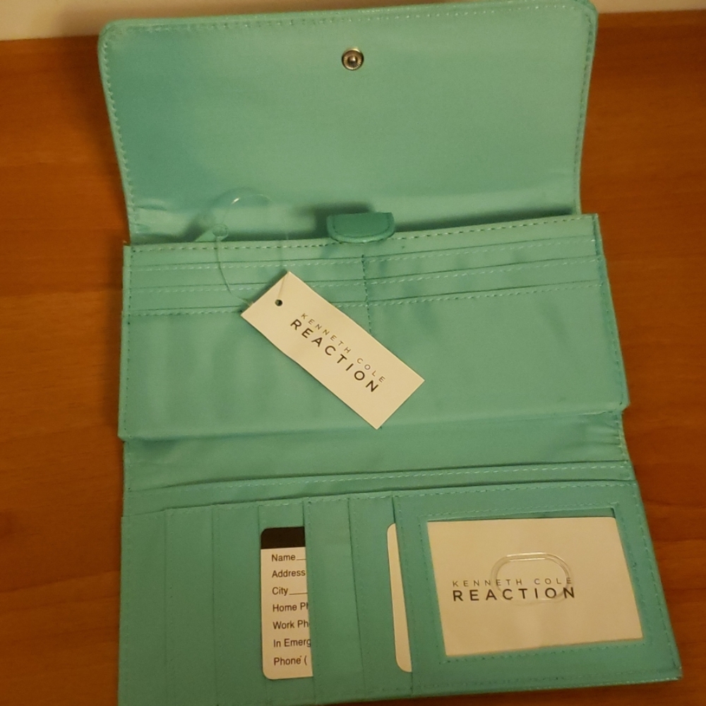 Wallet - Picture 2 of 3
